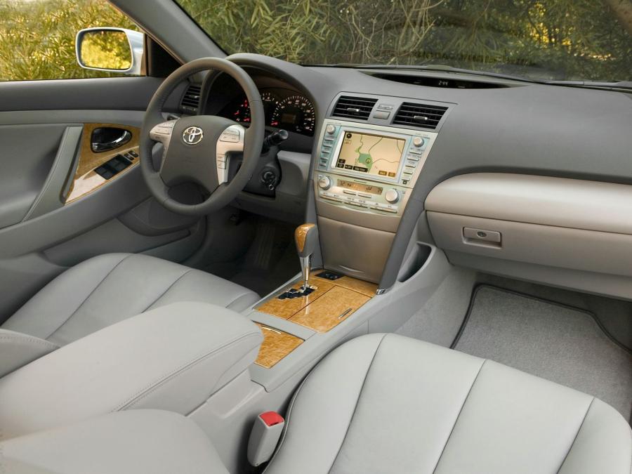 Торпедо Toyota Camry XLE 2006 года  (NA) (фото 14 из 46)